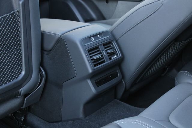 Used 2025 Audi Q5 Premium Plus w/ Premium Plus AWD/4WD image 22