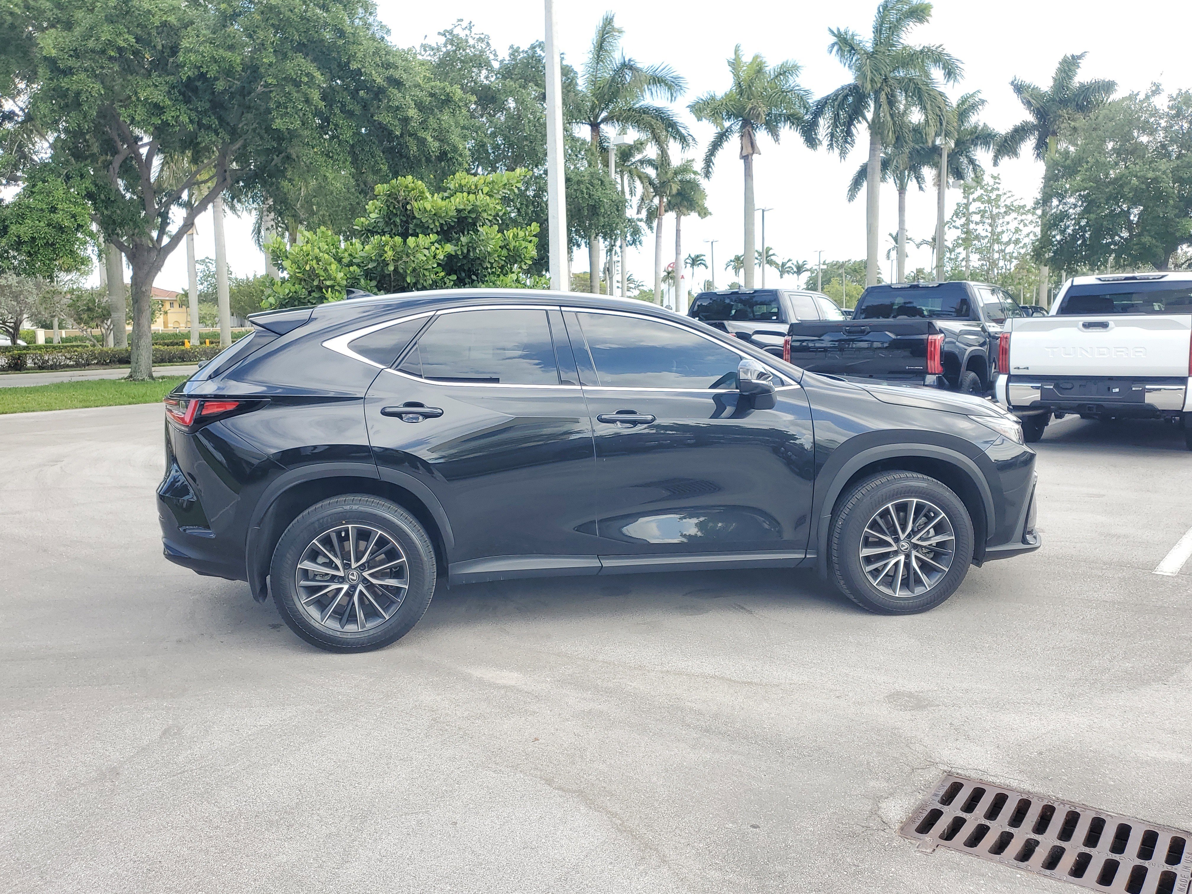 Used 2022 Lexus NX 350 AWD image 11