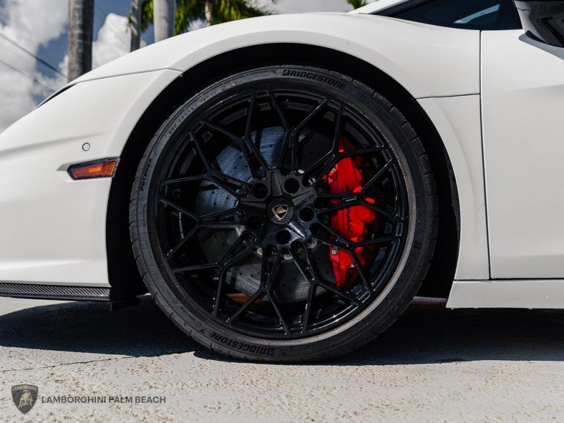 Used 2026 Lamborghini Temerario AWD/4WD image 27