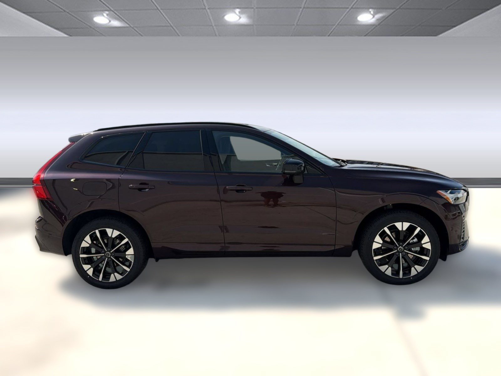 New 2026 Volvo XC60 B5 Plus w/ Protection Package Premier AWD/4WD image 8