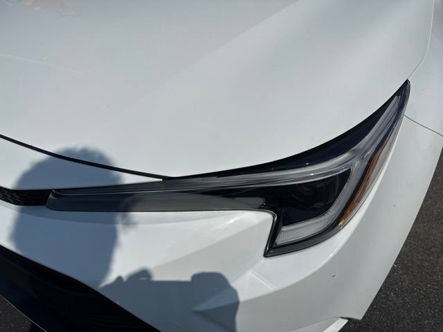 Used 2026 Toyota Corolla LE FWD image 9