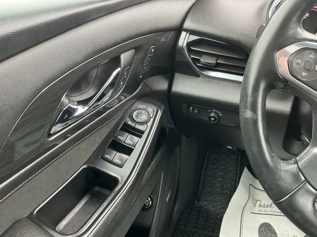 Used 2023 Chevrolet Traverse High Country image 27