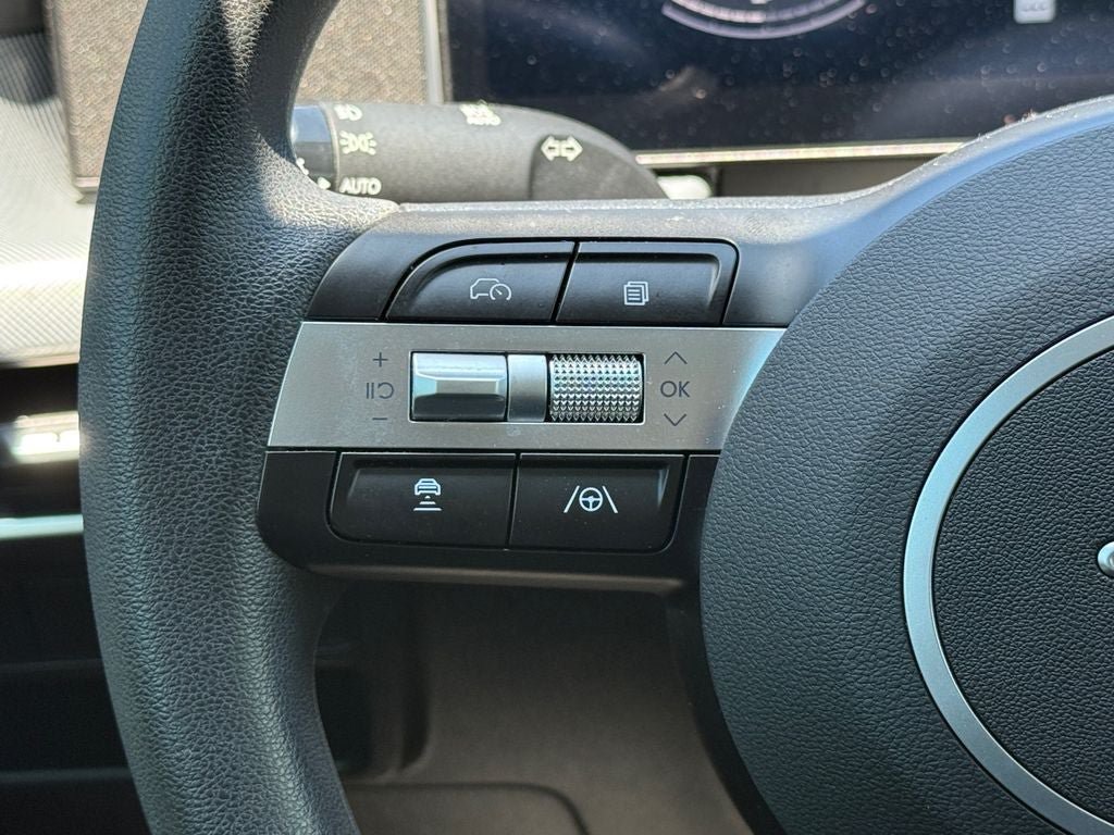 Used 2025 Hyundai Sonata SE FWD image 21