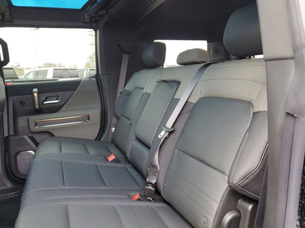 New 2025 GMC Hummer EV 2X image 10