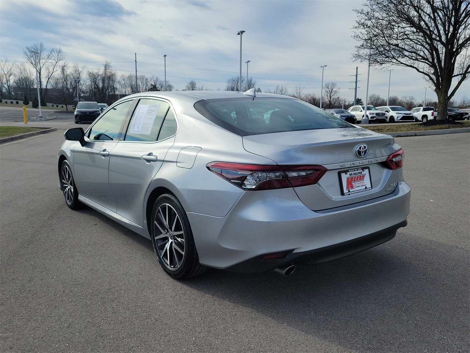Certified 2022 Toyota Camry XLE image 3