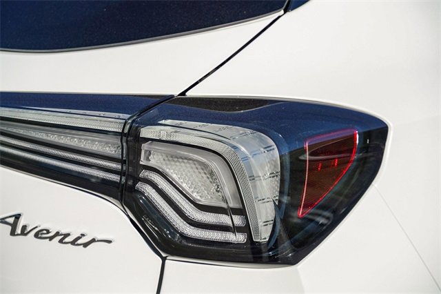 Used 2024 Buick Encore GX Avenir w/ Avenir Technology Package image 8