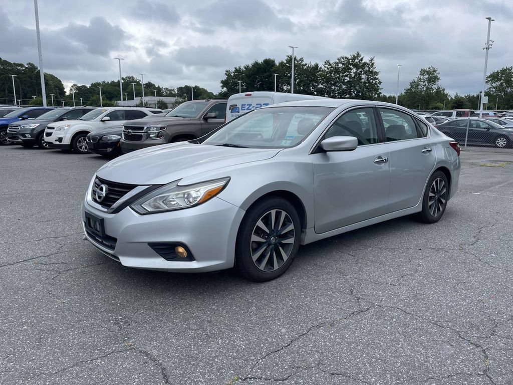 Used 2018 Nissan Altima 2.5 SV FWD image 3