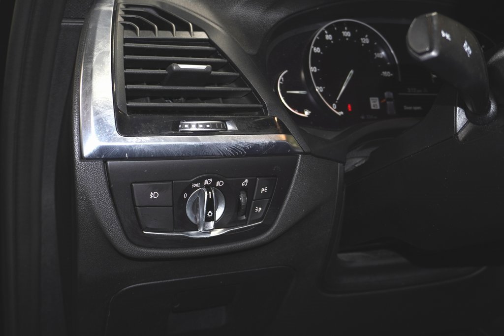 Used 2020 BMW X3 xDrive30i w/ Convenience Package image 22