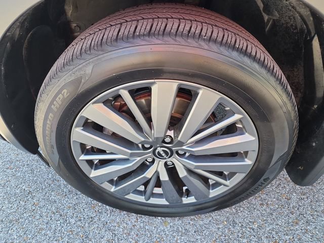 Used 2025 Nissan Pathfinder SL w/ SL Premium Package image 28