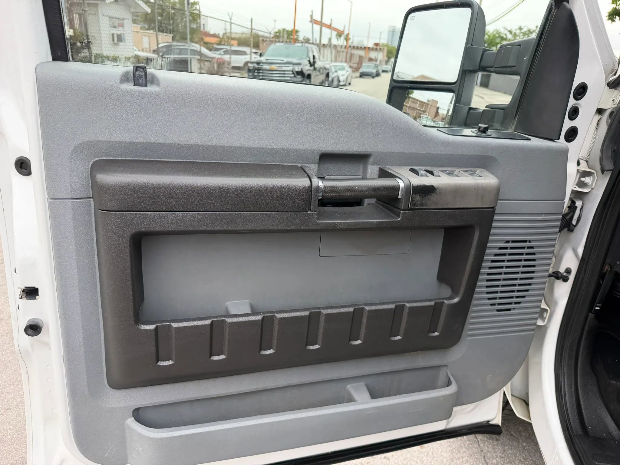 Used 2016 Ford F250 XLT w/ XLT Value Package image 11