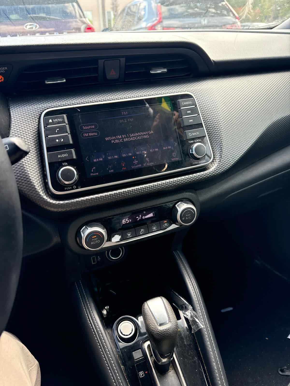 Used 2018 Nissan Kicks SV FWD image 6