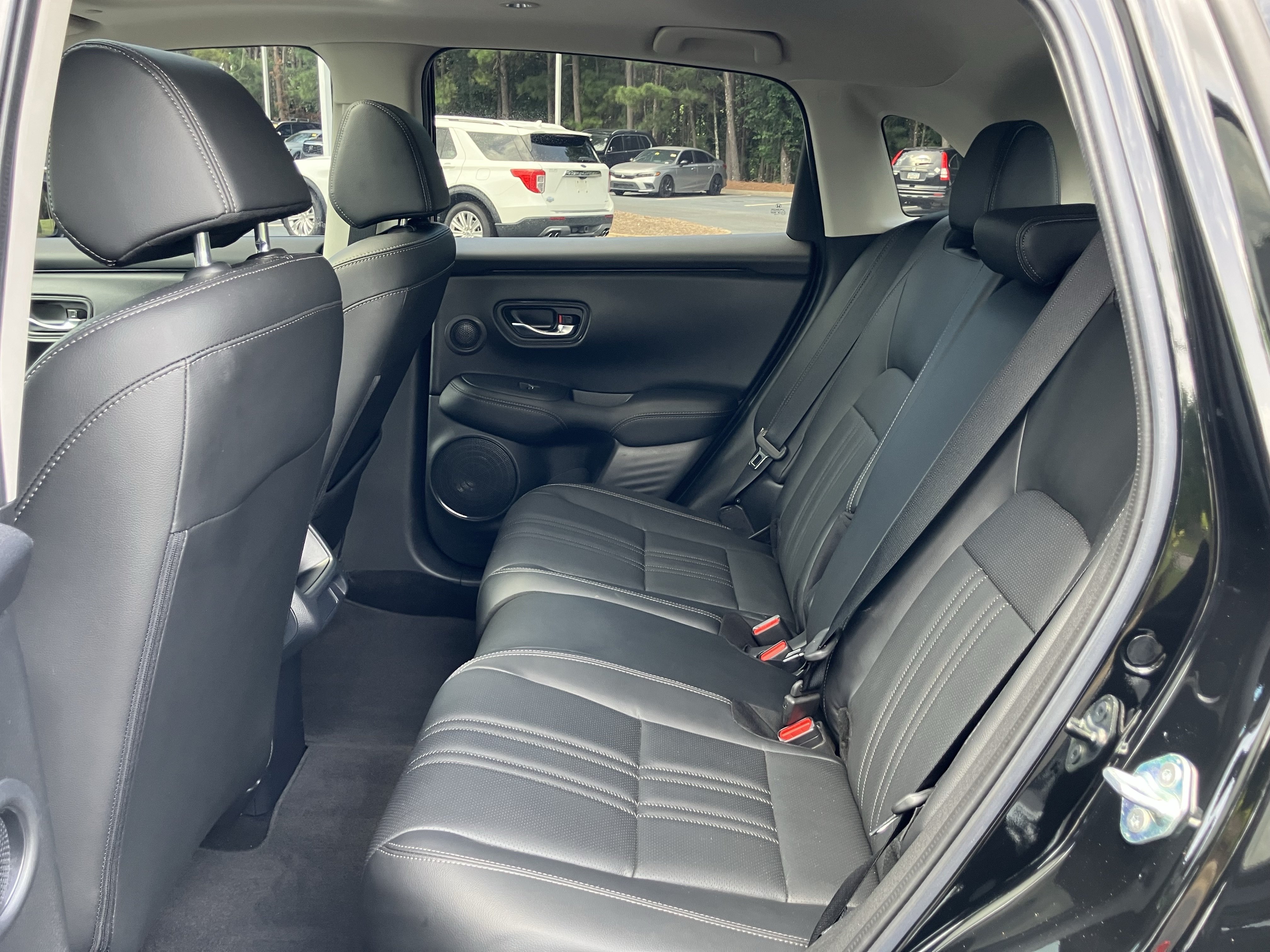 Used 2024 Honda HR-V EX-L image 31