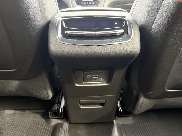 Certified 2024 Cadillac XT6 Luxury w/ LPO, Floor Liner Package AWD/4WD image 33
