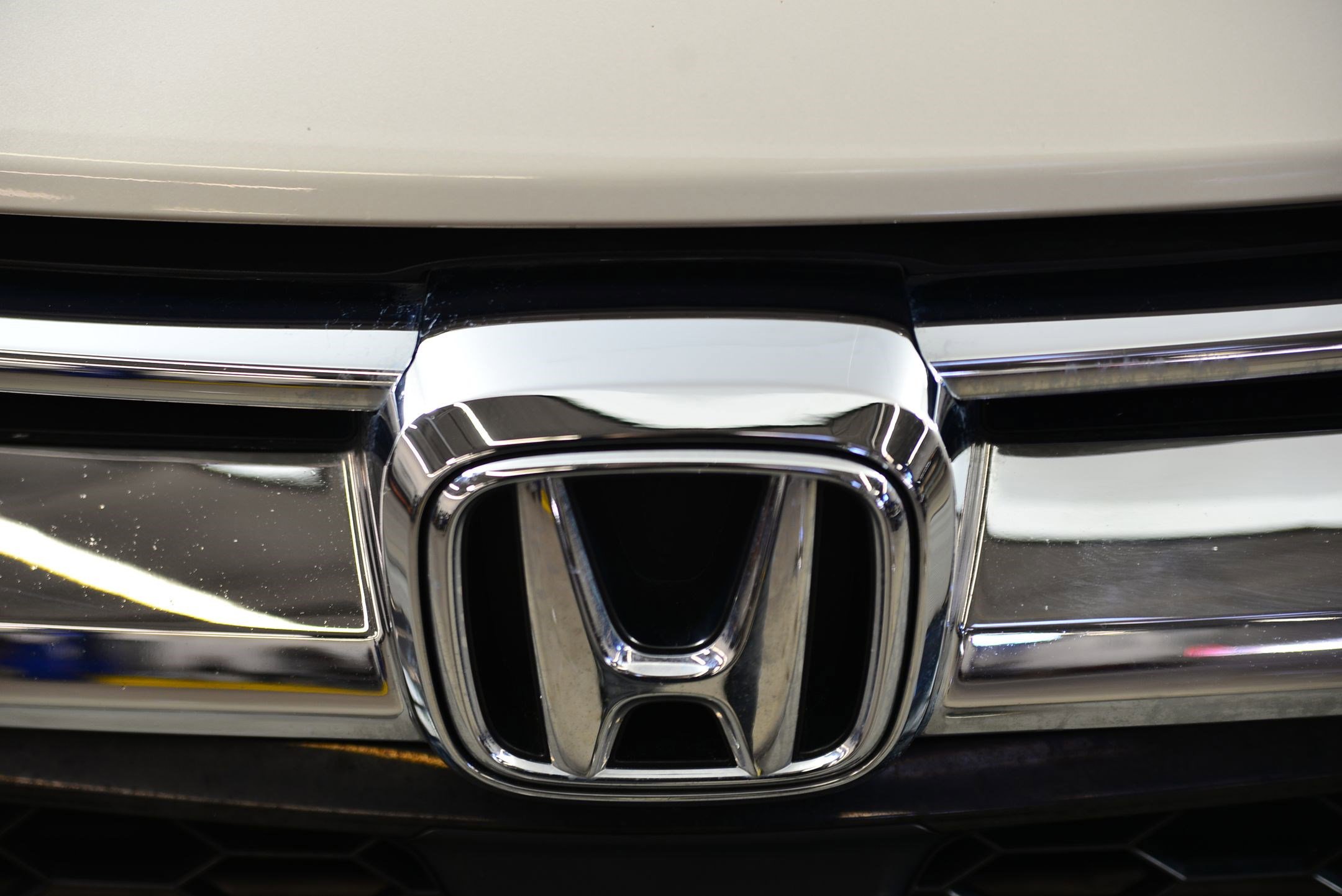 Used 2018 Honda CR-V Touring image 19