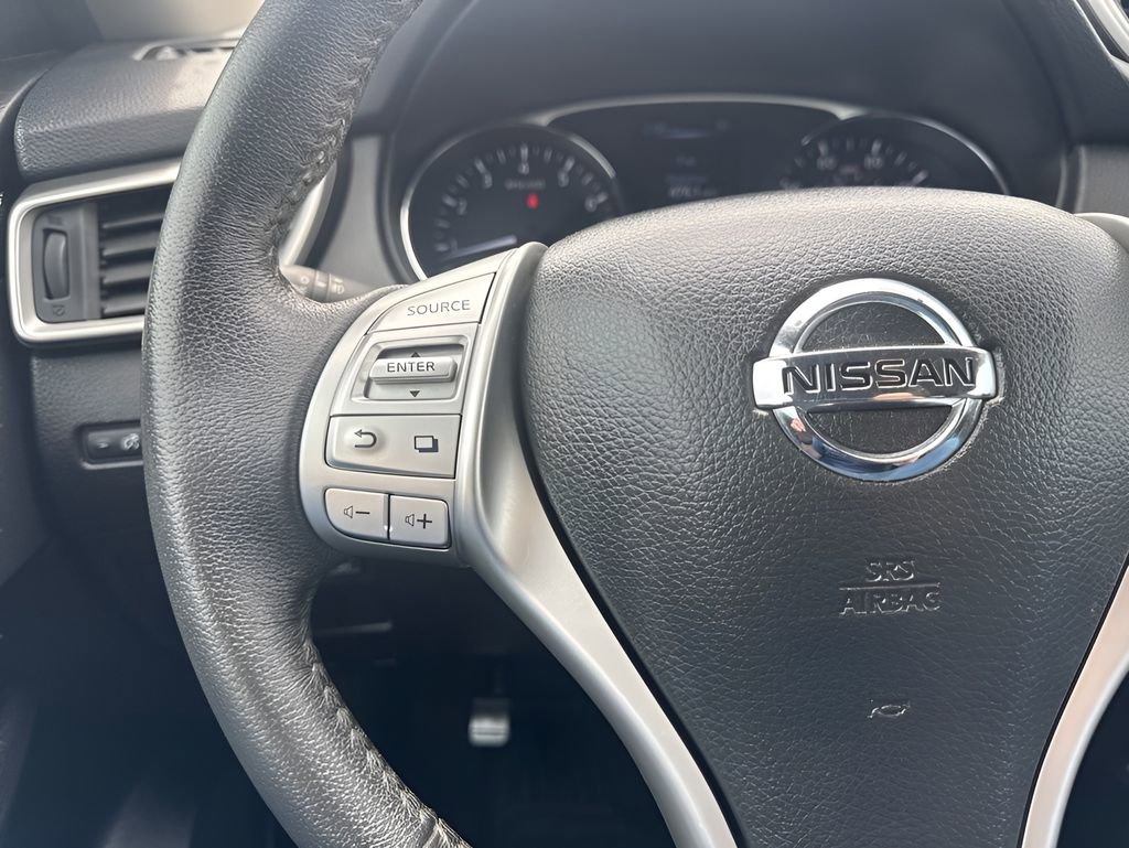 Used 2015 Nissan Rogue SL FWD image 14