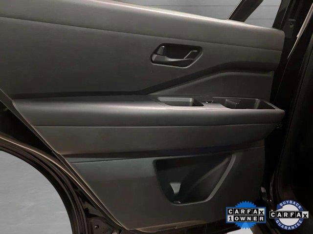 Used 2024 Nissan Pathfinder S image 64