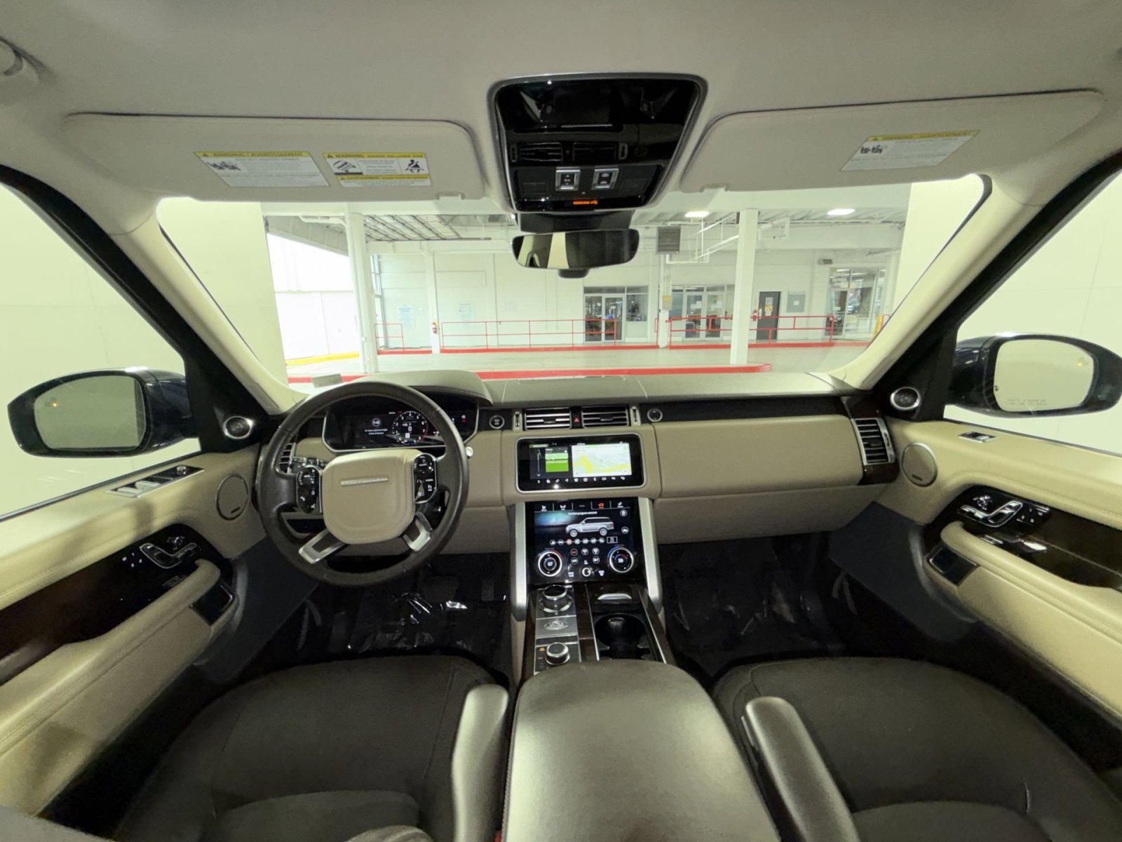 Used 2018 Land Rover Range Rover Supercharged image 23