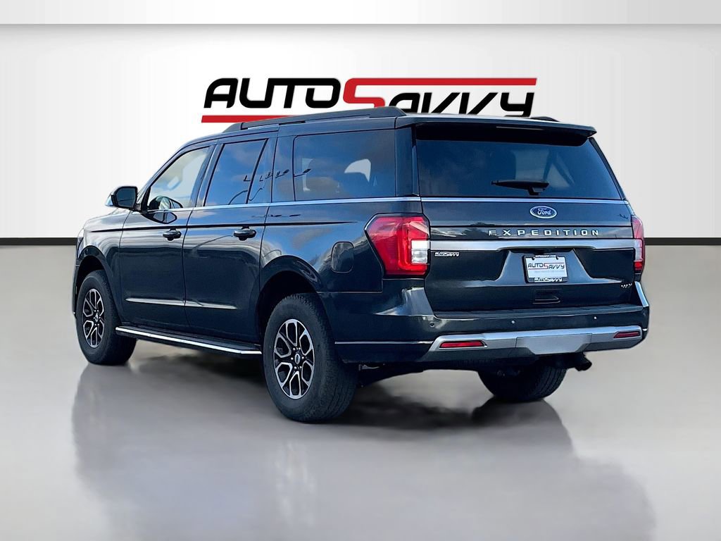 Used 2023 Ford Expedition Max XLT image 5