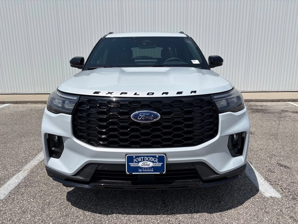 New 2026 Ford Explorer ST-Line w/ ST-Line Street Pack AWD/4WD image 10