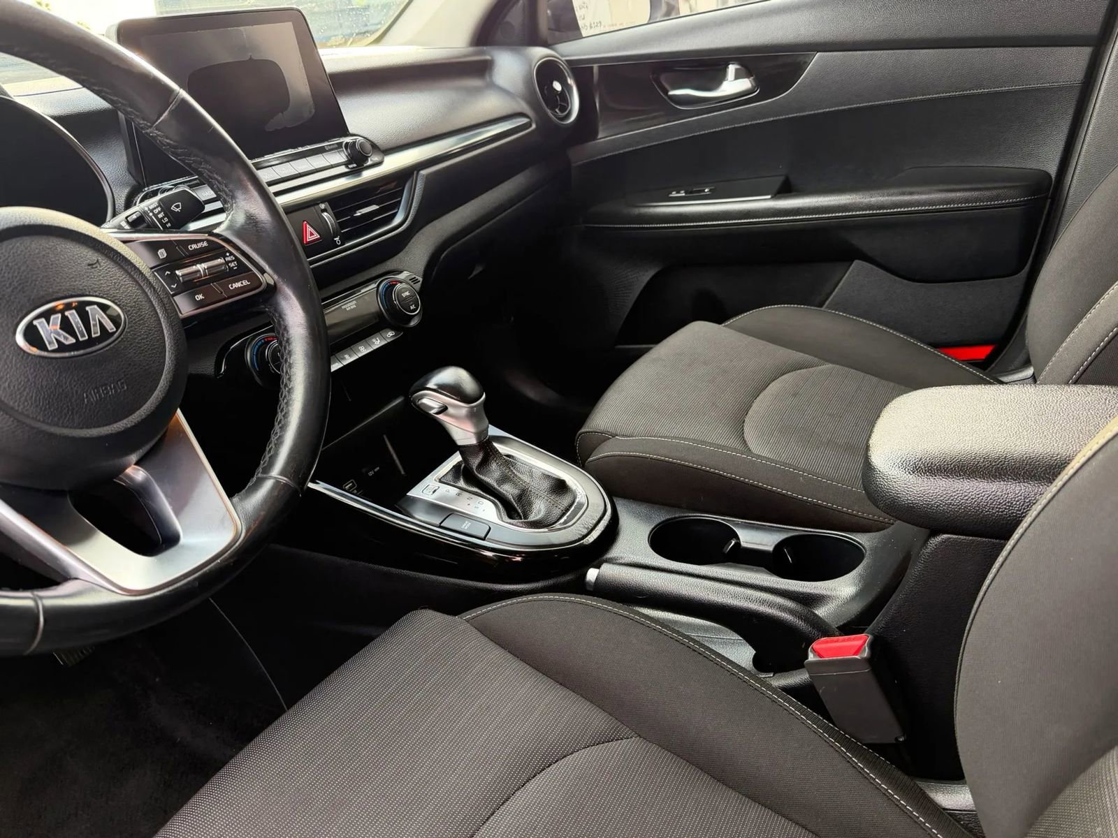 Used 2019 Kia Forte S image 5