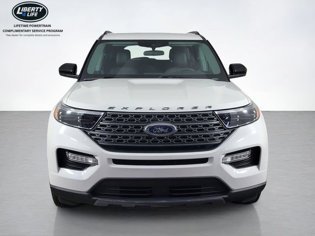 Certified 2023 Ford Explorer XLT w/ Equipment Group 202A AWD/4WD image 9