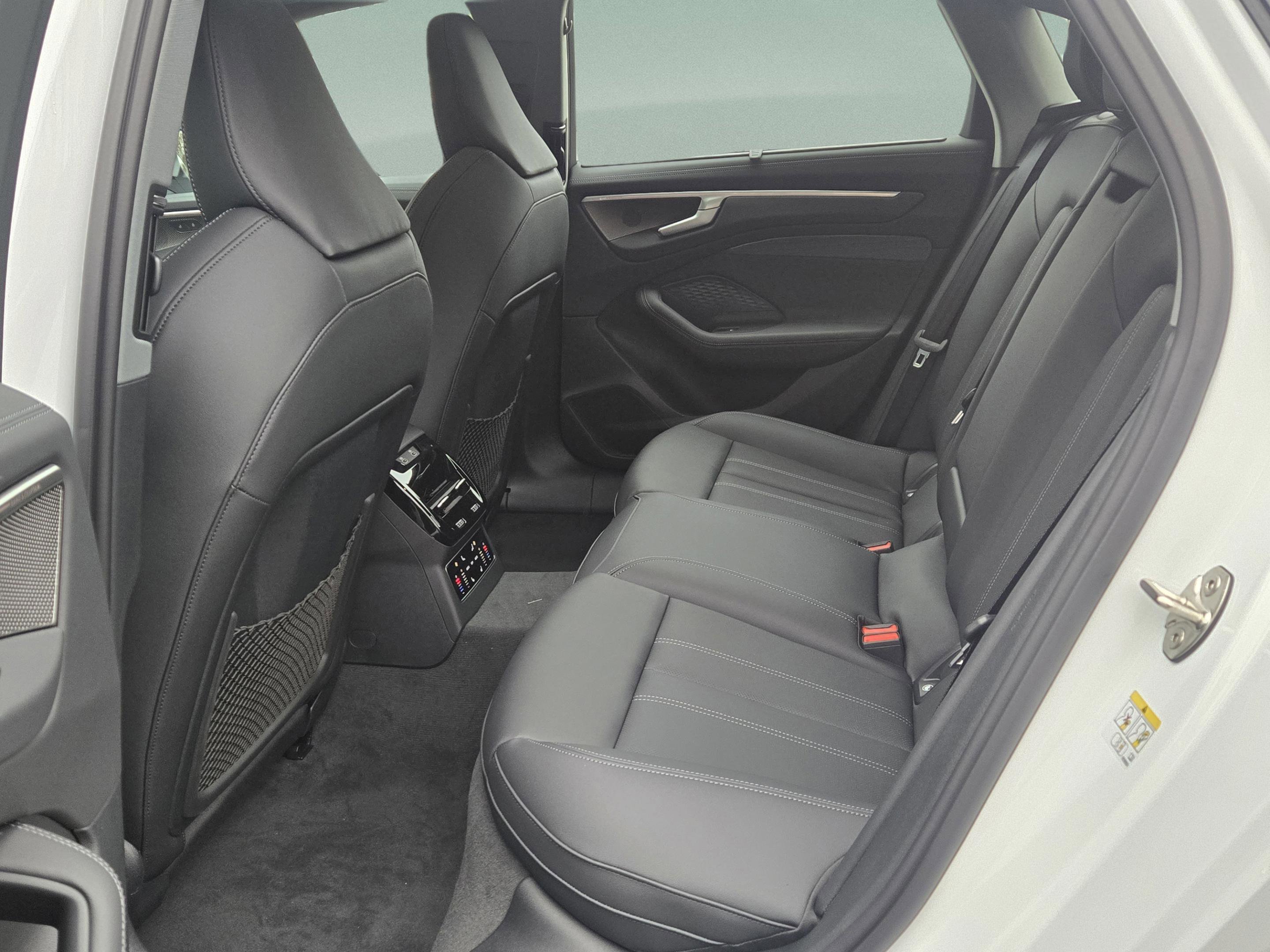 New 2026 Audi A6 Premium Plus image 12