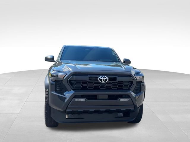 Used 2024 Toyota Tacoma TRD Off-Road AWD/4WD image 2