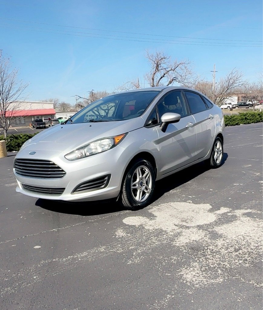 Used 2019 Ford Fiesta SE image 1