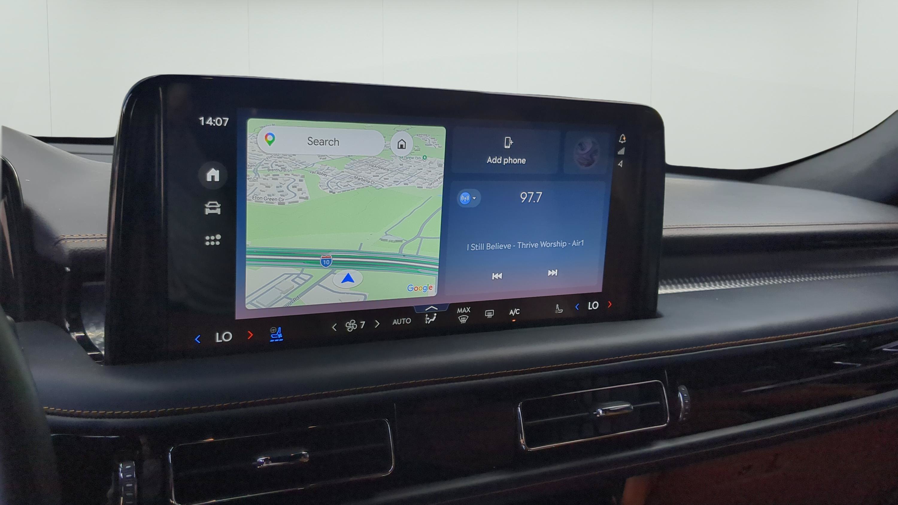 Used 2025 Lincoln Aviator Black Label AWD/4WD image 16
