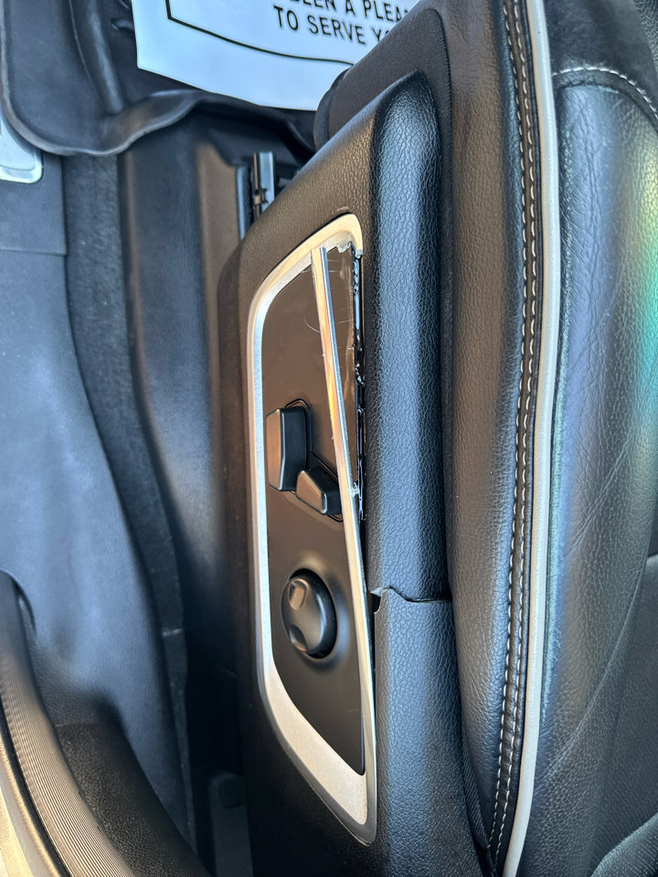 Used 2022 RAM 1500 Laramie w/ Laramie Southwest Edition image 19