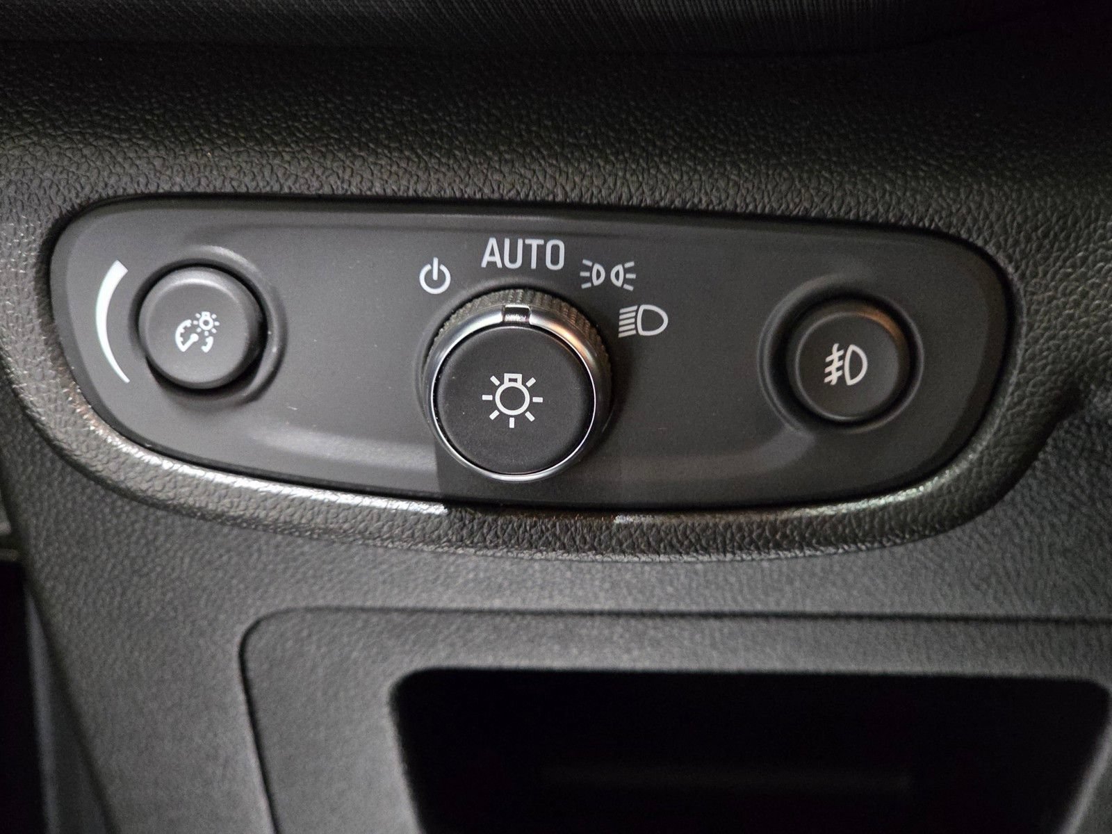 Used 2023 Chevrolet TrailBlazer ACTIV w/ Convenience Package FWD image 33