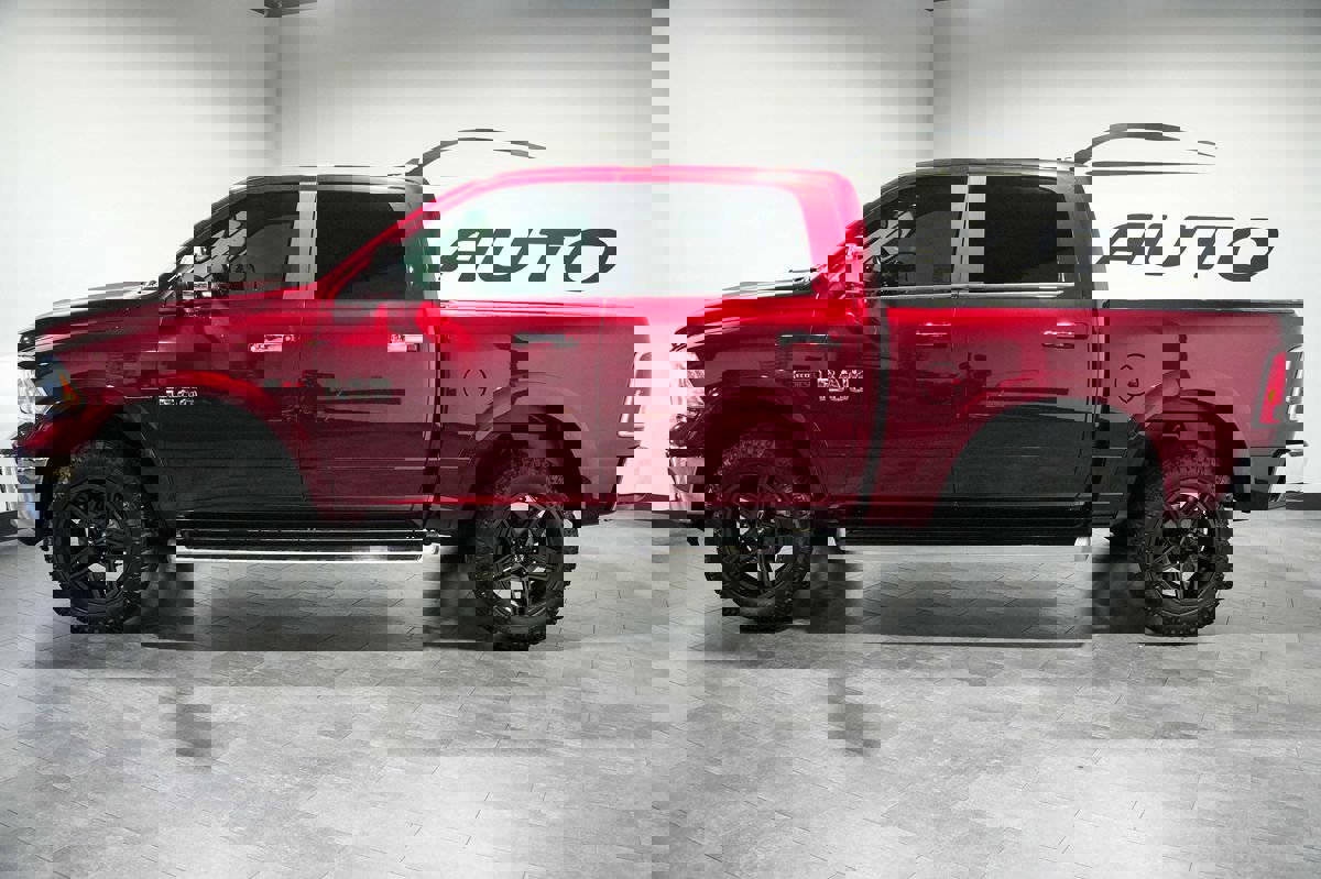 Used 2018 RAM 1500 Laramie image 3