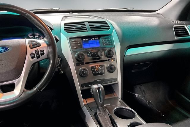 Used 2013 Ford Explorer XLT FWD image 10