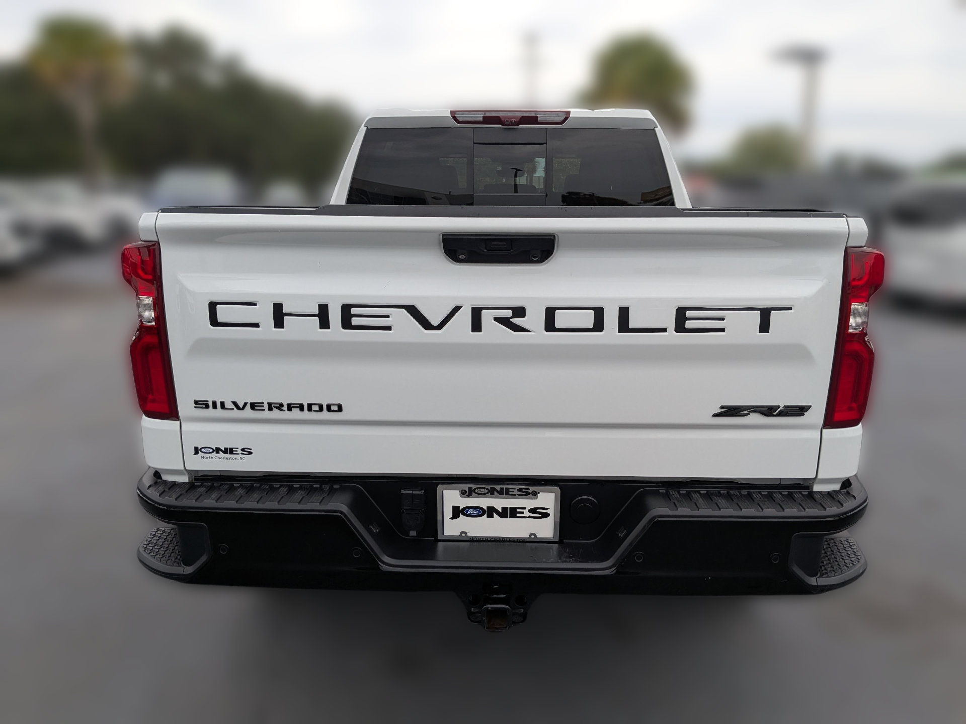 Used 2023 Chevrolet Silverado 1500 ZR2 w/ Technology Package AWD/4WD image 6
