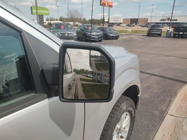 Used 2015 Ford F150 XLT w/ Trailer Tow Package image 12