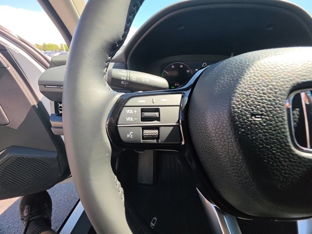 Used 2024 Honda Accord Touring image 18