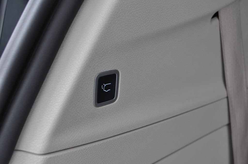 Used 2022 Chrysler Pacifica Limited image 25