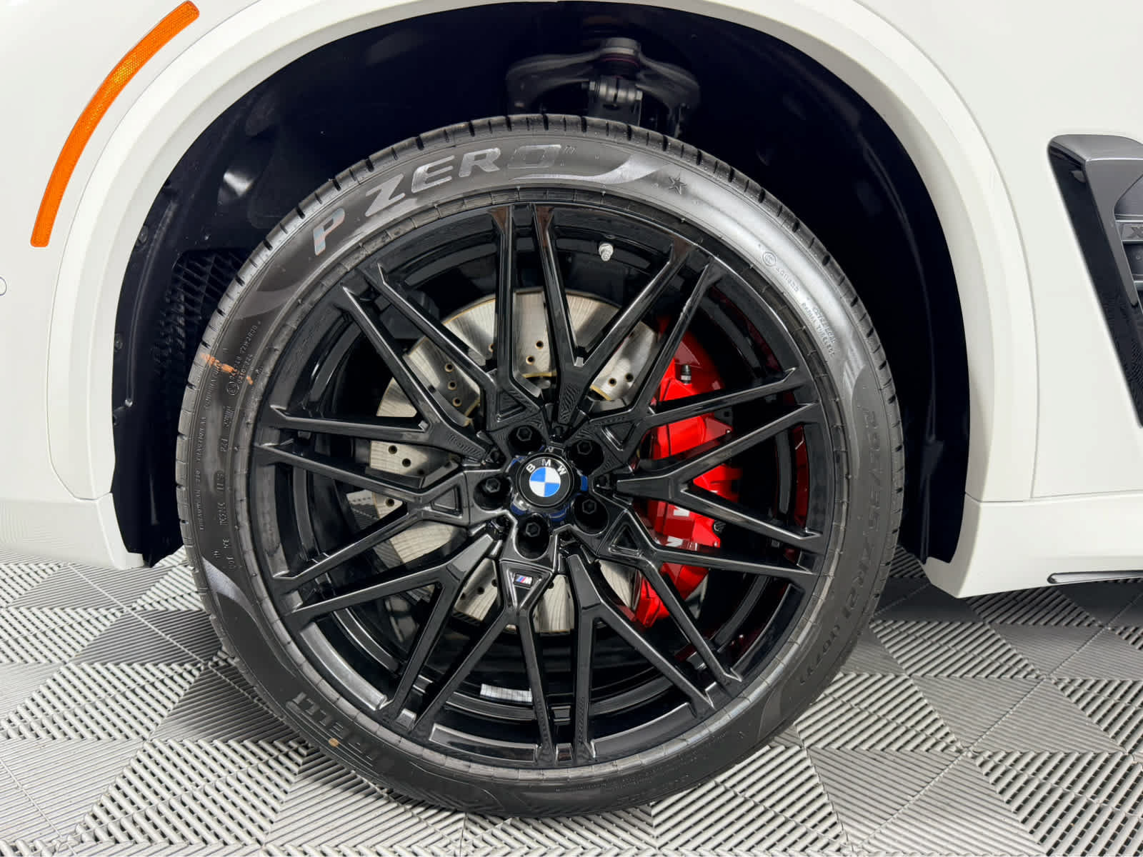 New 2026 BMW X5 M Competition w/ Executive Package AWD/4WD image 10