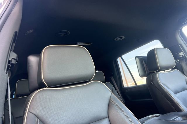 Used 2021 GMC Yukon SLT w/ Rear Media and Nav Package image 21