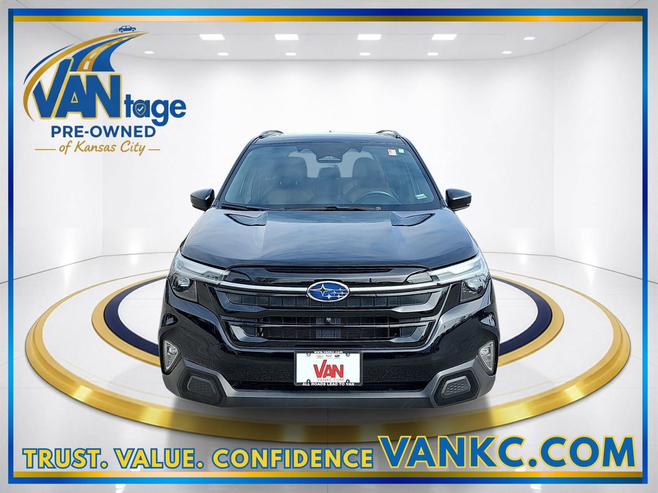 Used 2025 Subaru Forester Touring w/ Popular Package - Touring image 2