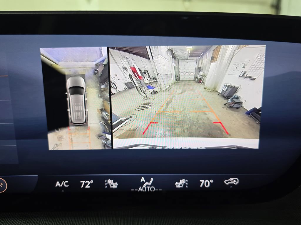 New 2026 Buick Enclave Sport Touring w/ Power Package AWD/4WD image 25