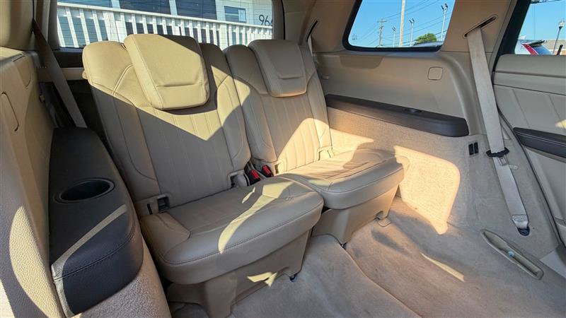 Used 2015 Mercedes-Benz GL 450 4MATIC image 39