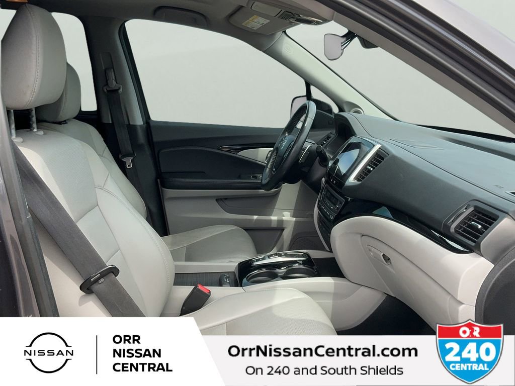 Used 2017 Honda Pilot Elite image 11