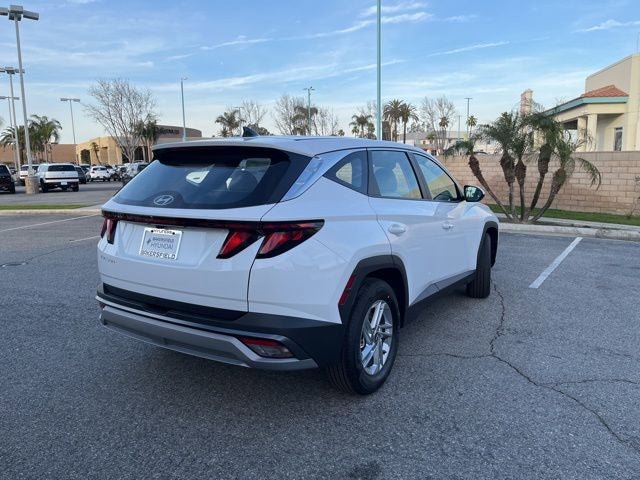 New 2026 Hyundai Tucson SE image 4