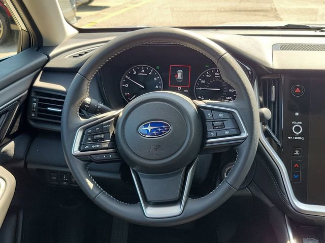 Used 2025 Subaru Outback Premium AWD/4WD image 22