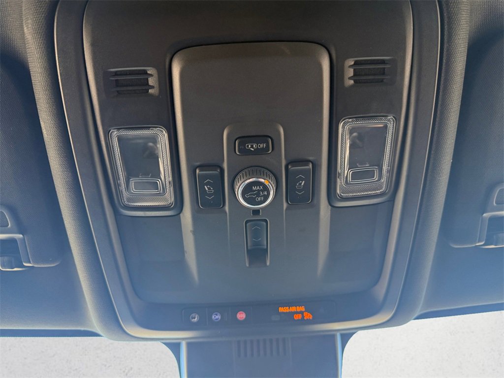 Used 2025 GMC Yukon Denali image 25