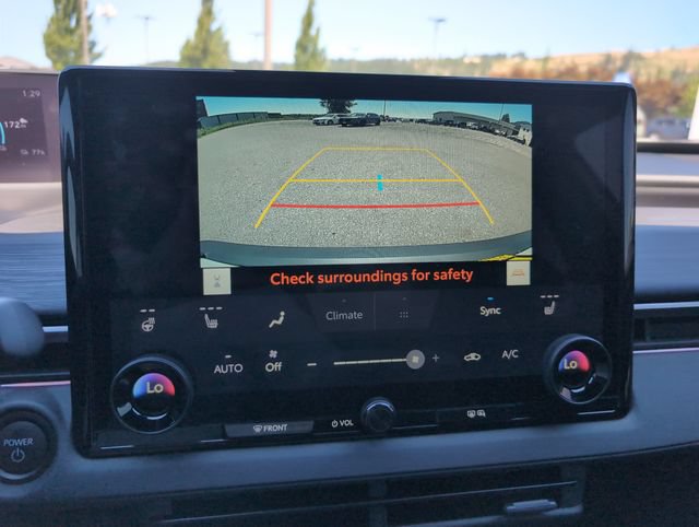 Used 2026 Toyota C-HR AWD/4WD image 25