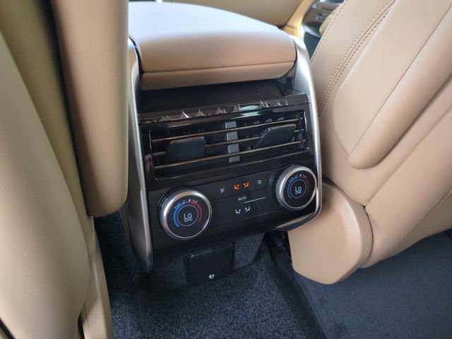 New 2026 Land Rover Range Rover SE AWD/4WD image 13
