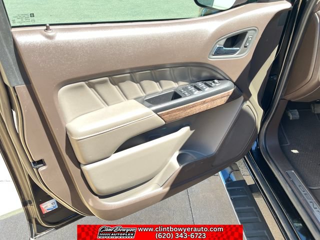 Used 2022 GMC Canyon Denali AWD/4WD image 11