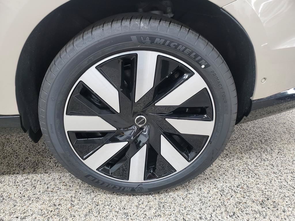 New 2026 Volvo EX90 Plus AWD/4WD image 12